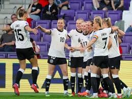 致命七寸被拿捏！没伊森防守崩塌，火箭三板斧全废，乌度卡还剩几场？