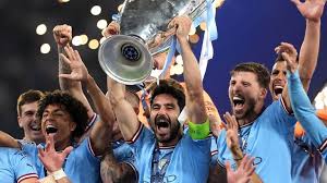 由于新冠疫 由于新冠疫